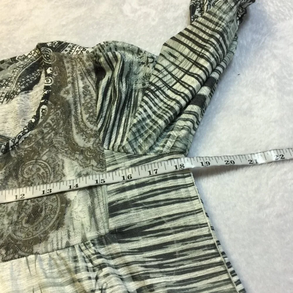 One World Blouse Top Size M Womans Black White Paisley Lace Trim Boho Cropped - Picture 13 of 15